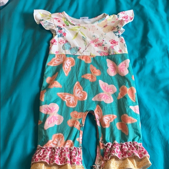 Romper - Picture 1 of 3